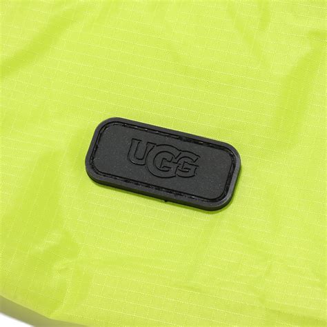 UGG Alandra Parachute Bag YELLOW（アグ アレンドラ パラシュート バッグ-イエロー） | atmos（アトモス ...