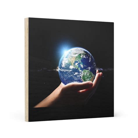 Globe Art 的图像结果