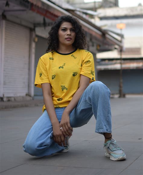 Moto Stunt T-Shirt – WANDERLOOMS