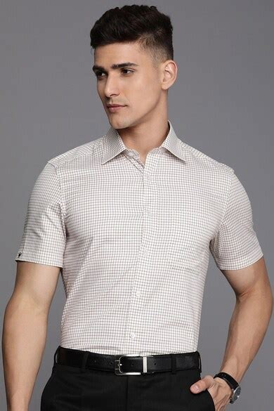 Buy Men Beige Classic Fit Check Half Sleeves Formal Shirt Online ...
