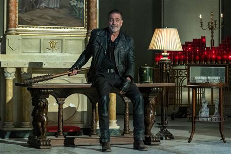 Jeffrey Dean Morgan talks about his 'Walking Dead: Dead City' family ...