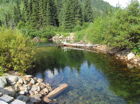 SUMMIT RIVER LODGE & CAMPSITES (Albreda) - B&B Reviews, Photos, Rate ...