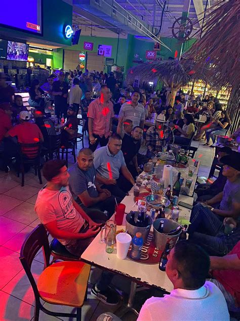 Mariscos Super Mix – El Rey de las Micheladas