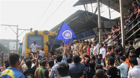 Violence in UP as Dalit protests spread