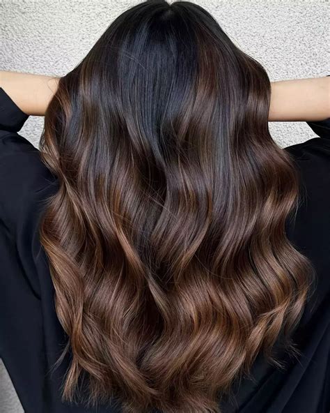 20 Gorgeous Chestnut Brown Hair Trends to Rock This Year - Her Style Code