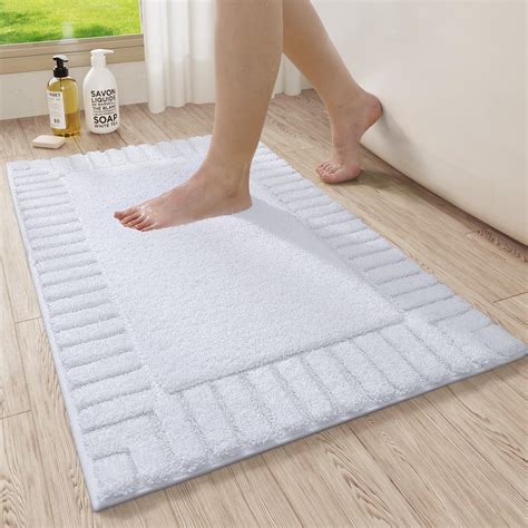 Amazon.com: LUMI Bathroom Rugs Non-Slip Washable, Extra Soft Absorbent ...