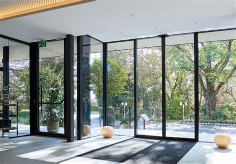 Sliding systems & doors for outside & inside | Vitralux GmbH South Tyrol