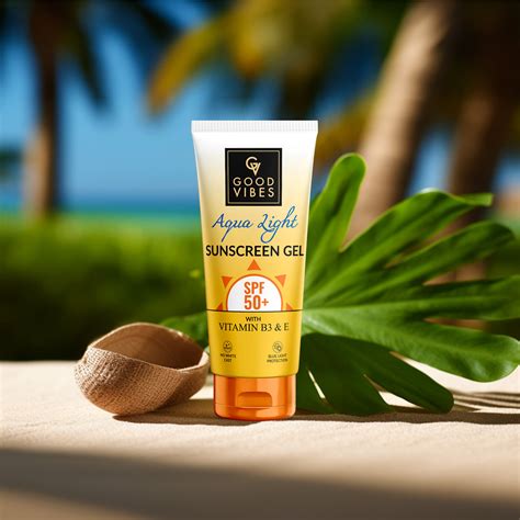 AquaLight Sunscreen SPF 50+ (50g) with Vitamin E and Vitamin B3 - Niac ...