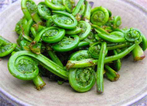 Sauteed fiddlehead ferns recipe on Food52.com