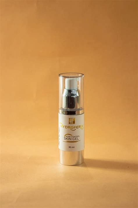 Buy HYDROFERIA Acne Control Skin Gel - 30ML Online at Low Prices in ...