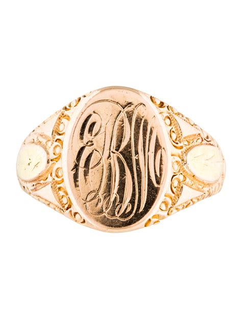 Classic Round Signet Ring | Signet rings women, Signet ring, Signet