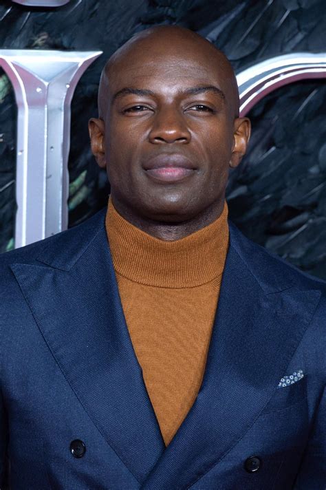 Famous British Actors Male 60 Photos - Moonagedaydream.film