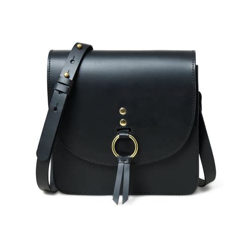 Black Elegance Crossbody Sling Bag — MaheTri