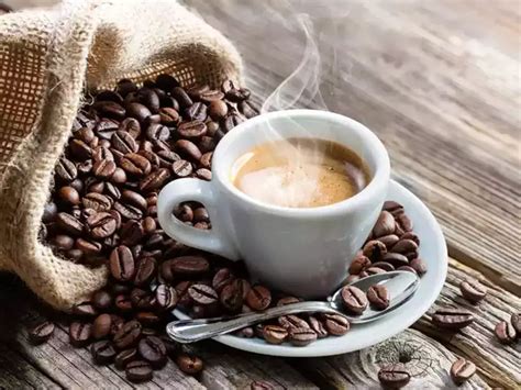 Drinking sweetened, unsweetened coffee may lower risk of death: Study ...