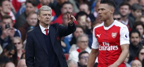 Arsene Wengers Arsenal Becomes Butt of Jokes After Missing Out On ...
