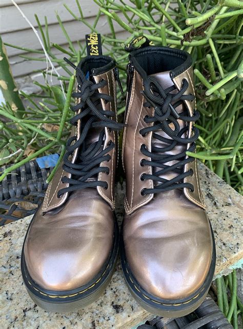 Doc martens on sale rose gold