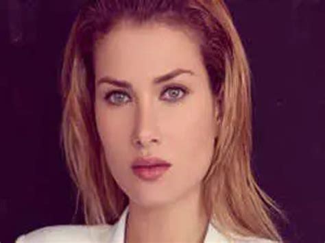 Miss World 2015 Mireia Lalaguna to support UNAIDS mission in Russia