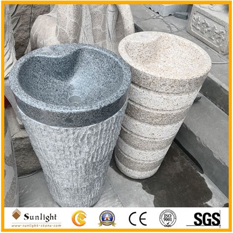 Chine Extérieur jaune naturel évier en pierre de granit et lavabo pour ...