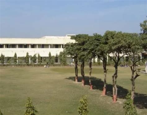 Babu Shivnath Agrawal College Mathura Campus: Photos, Virtual Tour