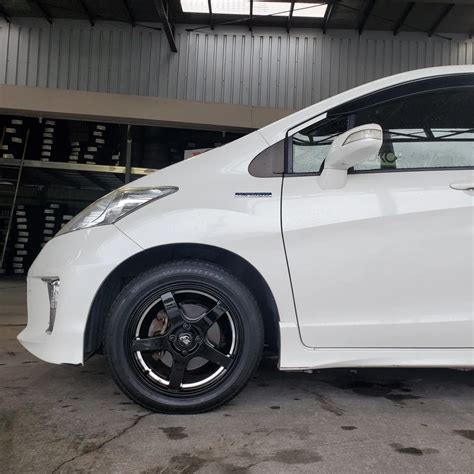 トレッド沖縄与儀店 | クリフクライム TC-09 を装着 #タイヤ #ホイール #フリード #ホンダ #トレジャーワンカンパニー #ウィンラン | Instagram