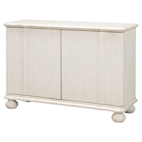 Heritage Henredon Reeded Chevron Front Cabinet For Sale at 1stDibs ...