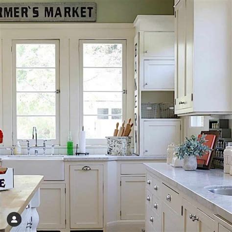 Tight Kitchen Corner Ideas