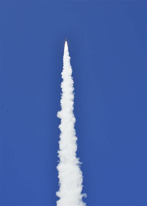 Photos : La fusée commerciale chinoise CERES-1 achève son vol inaugural ...