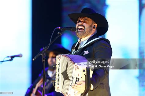 Image result for Intocable Lead Singer