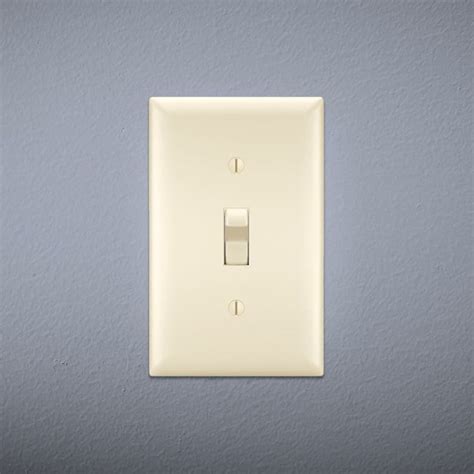 Legrand 15/20-amp 3-way/4-way Toggle Light Switch, Ivory RCSB20AC4ICC6 ...