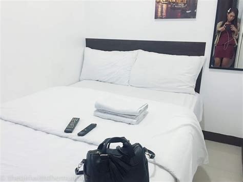 ZEN ROOMS FORTVIEW BGC (Makati, Metro Manila) - Hotel Reviews & Photos ...