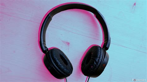 On-ear vs over-ear headphones: What are the biggest differences?