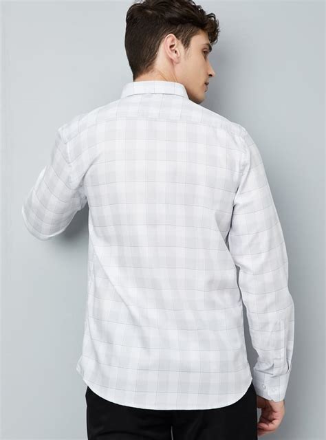 Buy Men Checked Slim Fit Shirt Online at just Rs. 1049.0 ...