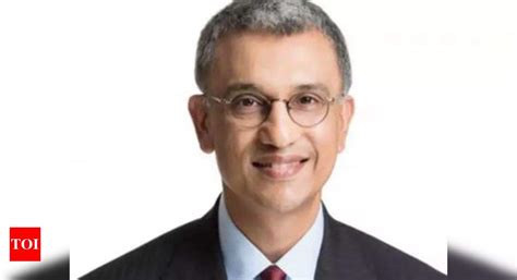 Former Jet Airways CEO Vinay Dube joins GoAir in advisory role - Times ...