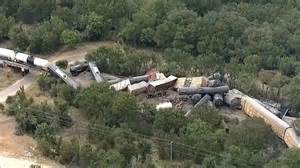 Train derailment in Texas prompts hazmat response