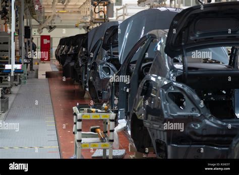 Robotic Car Assembly 的图像结果