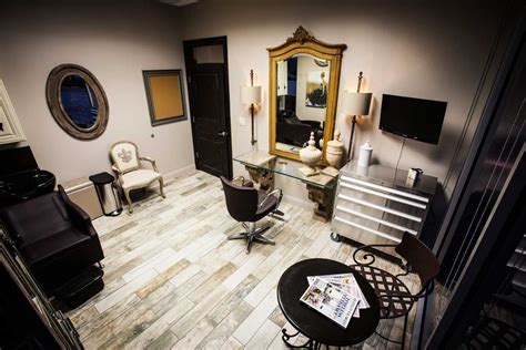 do i need a license to rent a salon suite
