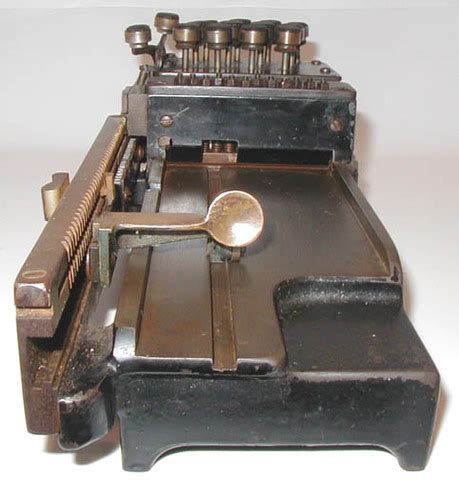 Tabulating Machine Computer 的图像结果