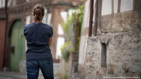 40 Years of HIV/AIDS: The Progression of a Pandemic | NewsClick