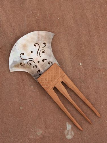 Shell Craft from West Bengal by The India Craft House