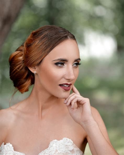 Pretty Bride Woman 的图像结果