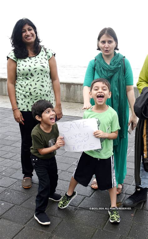 Angry Mumbaikars take to streets against slashing of Aarey forest trees ...