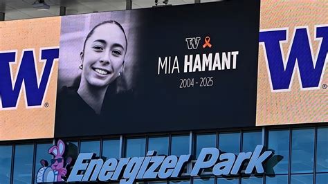 Heartfelt tribute for Mia Hamant steals spotlight after Huskies' Big ...