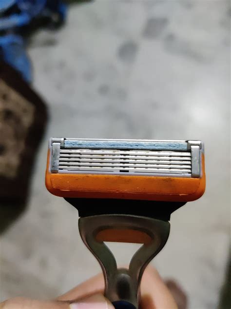 Buy Gillette Fusion Power Blades for men with styling back blade - 2 ...