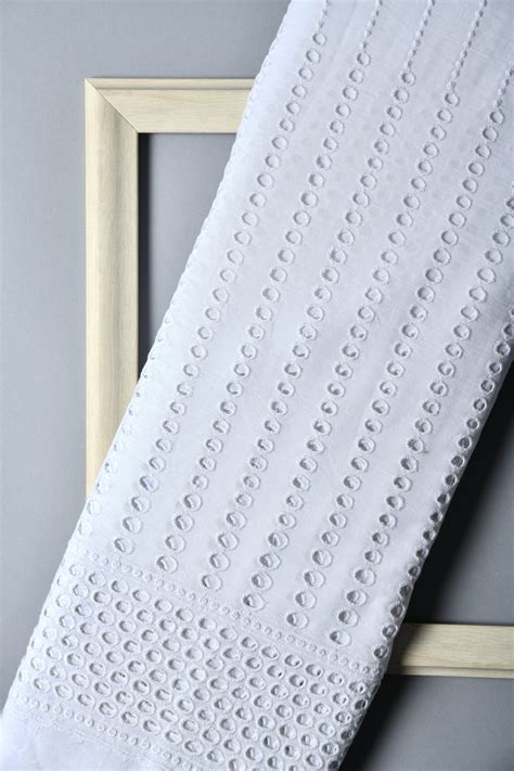 WHITE POM-POM DETAILING FABRIC (WIDTH 42 INCHES)