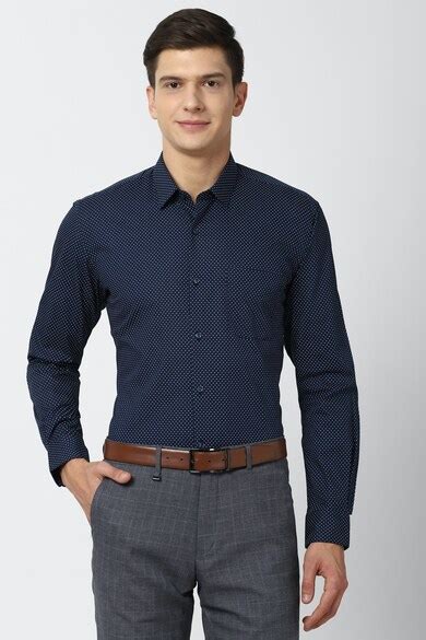 Buy Men Navy Full Sleeves Formal Shirt Online - 698049 | Peter England