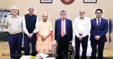 NITI Aayog CEO and VC meet UP CM Yogi Adityanath, discuss strategy to ...