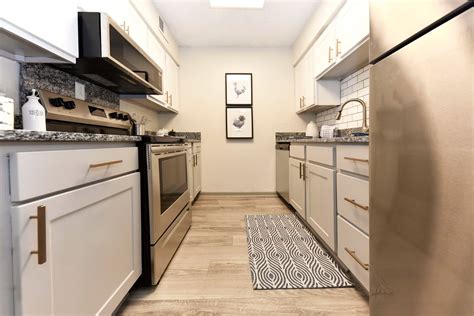 View Photos & Take A Virtual Tour | Emerson at Harding