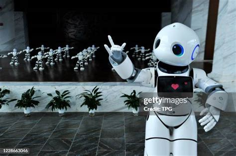 Cool Robotics Dance 的图像结果