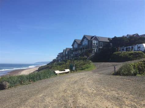 SEA AND SAND RV PARK (Depoe Bay) - Campground Reviews & Photos ...