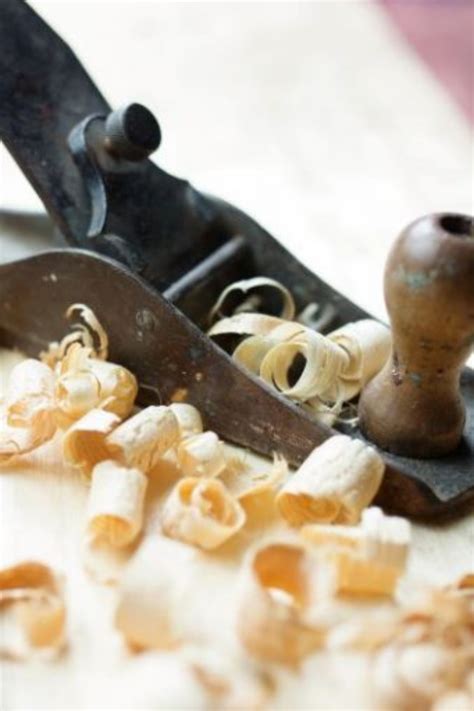 Using a Hand Planer 的图像结果